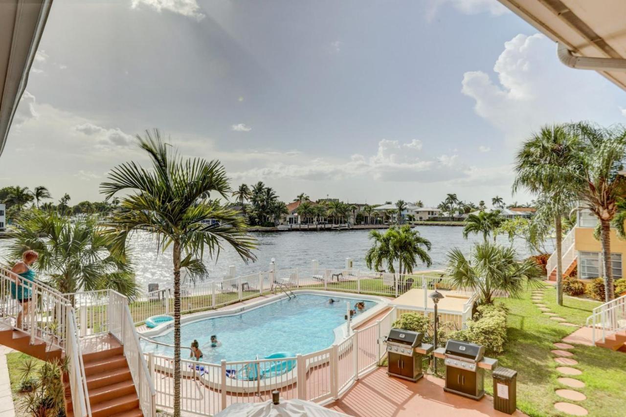 Aloha Escape Pompano Beach Apartment Bagian luar foto